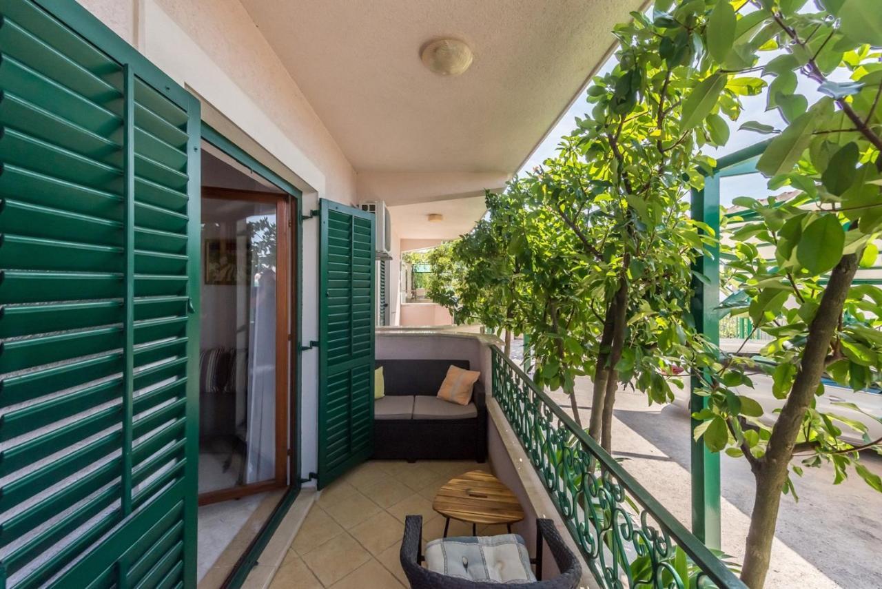 Apartments Ivana-Mira Okrug Gornji Εξωτερικό φωτογραφία