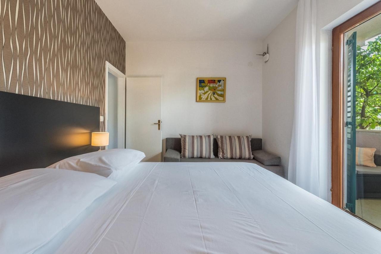 Apartments Ivana-Mira Okrug Gornji Εξωτερικό φωτογραφία