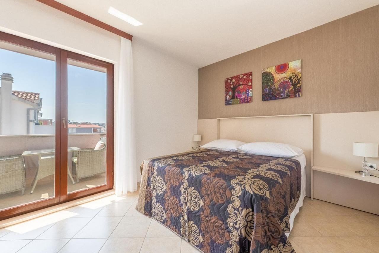 Apartments Ivana-Mira Okrug Gornji Εξωτερικό φωτογραφία