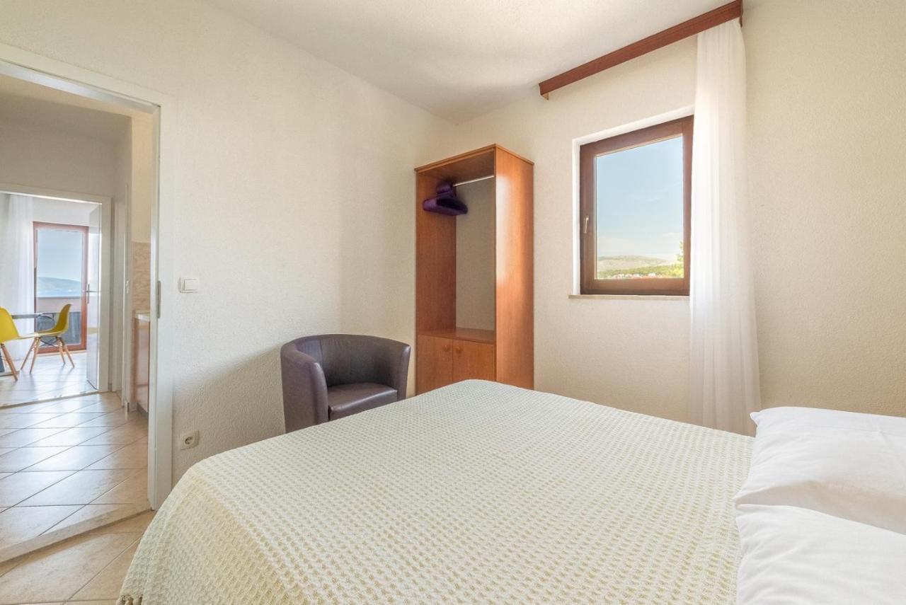 Apartments Ivana-Mira Okrug Gornji Εξωτερικό φωτογραφία