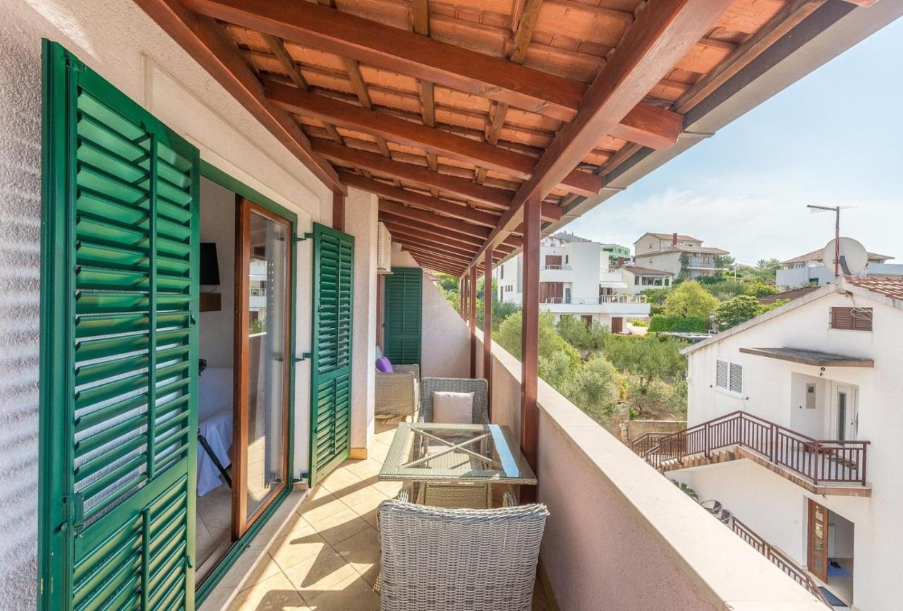 Apartments Ivana-Mira Okrug Gornji Εξωτερικό φωτογραφία