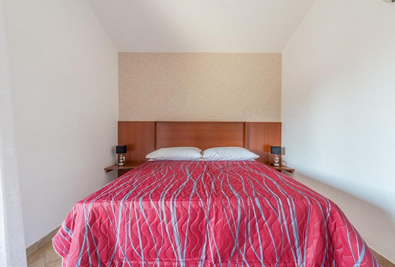 Apartments Ivana-Mira Okrug Gornji Εξωτερικό φωτογραφία