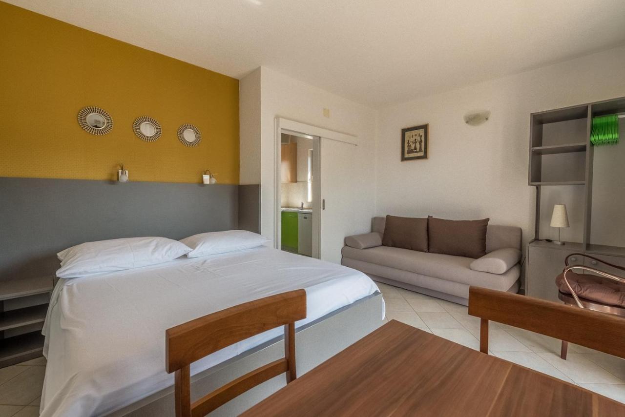 Apartments Ivana-Mira Okrug Gornji Εξωτερικό φωτογραφία