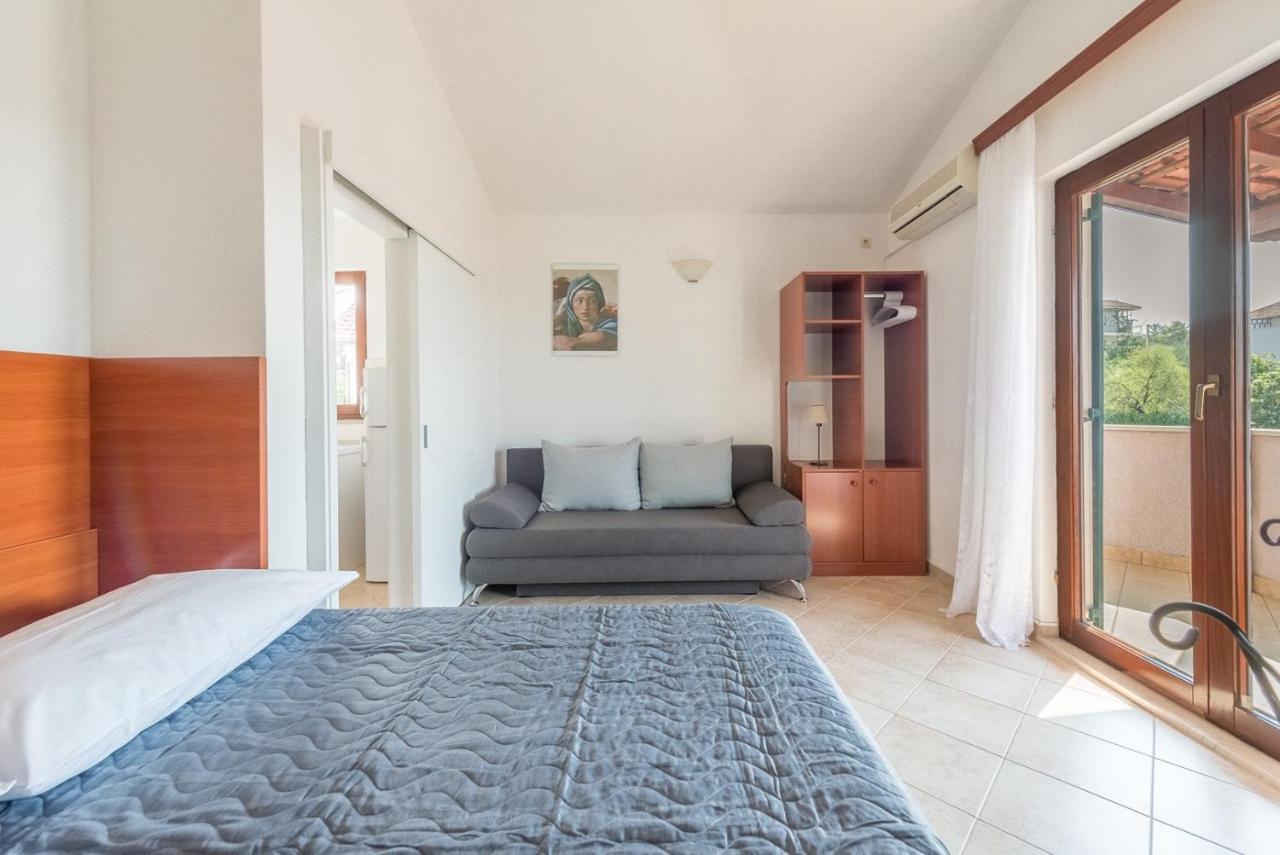Apartments Ivana-Mira Okrug Gornji Εξωτερικό φωτογραφία