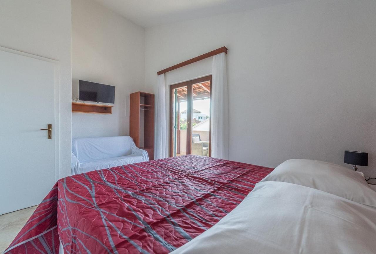 Apartments Ivana-Mira Okrug Gornji Εξωτερικό φωτογραφία