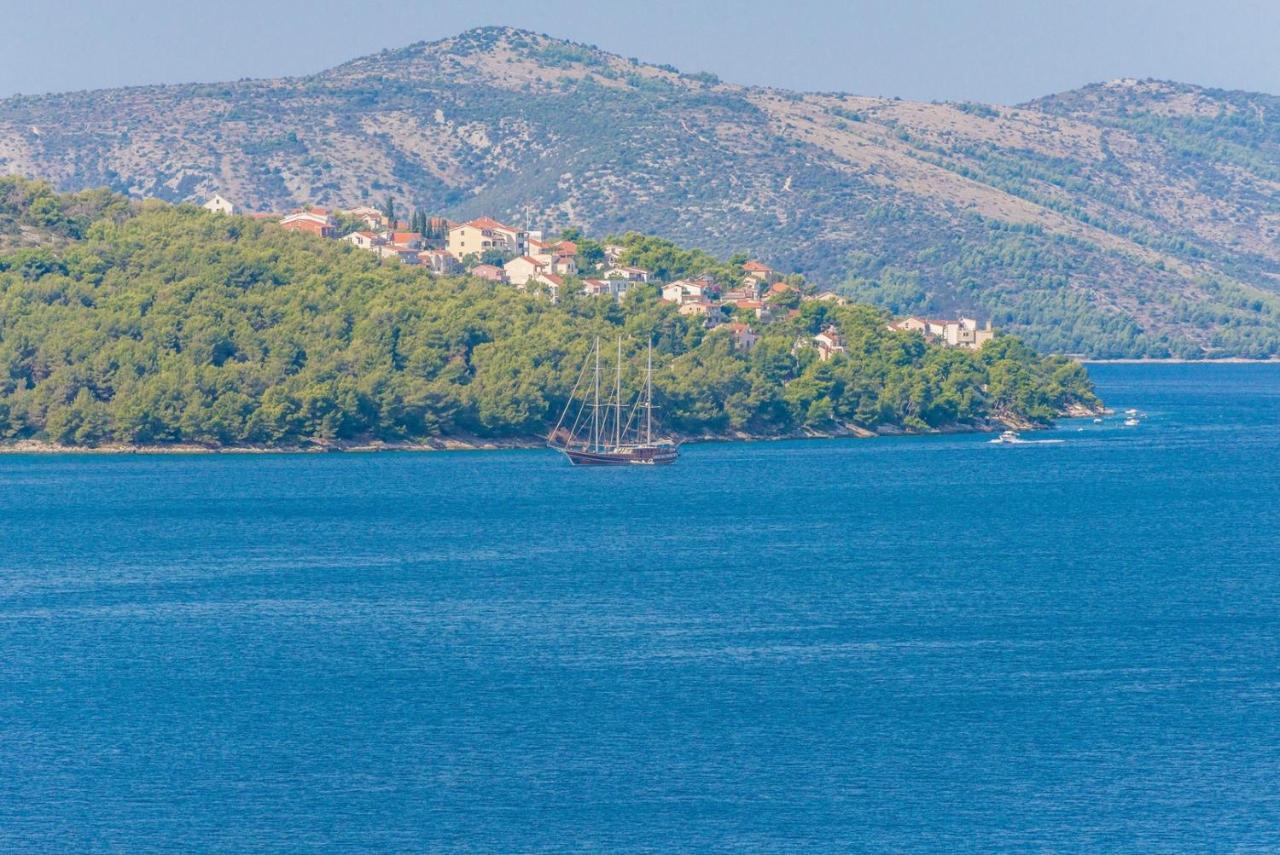 Apartments Ivana-Mira Okrug Gornji Εξωτερικό φωτογραφία